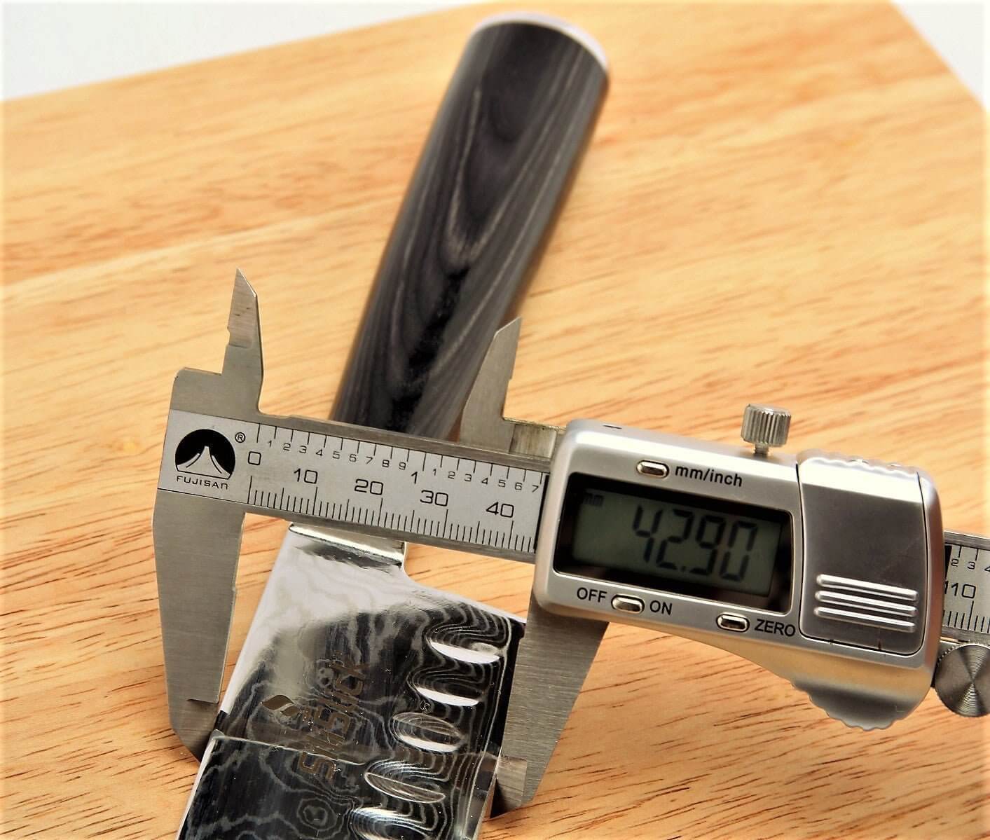 Damascus VG10 Steel Santoku Knife Classic Wave